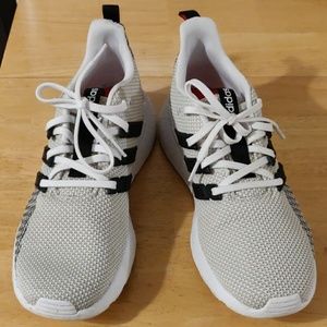 Adidas cloud foam sneakers